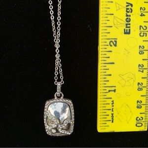 Elegant Silver Tone Pendant Necklace